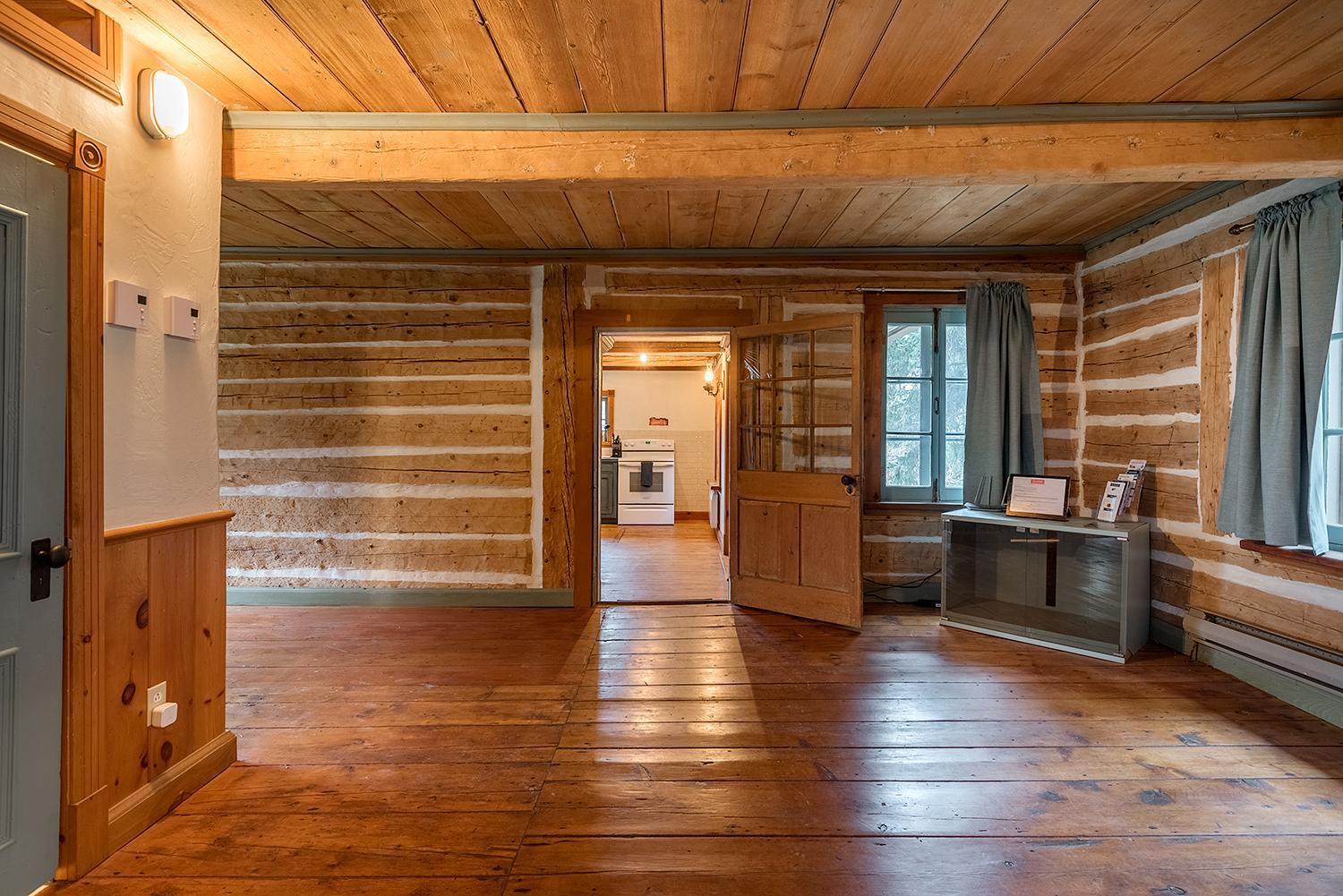 Ancestral Wooden Chalet - St-Gabriel De Brandon Mandeville Exterior foto